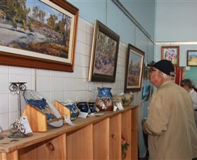 Peak Hill Art Gallery - Broome Tourism 1