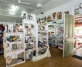 Sarina  Art And Craft Centre - Broome Tourism 1