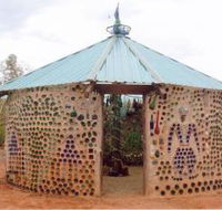 Aladdins Cave Bottlehouse - Broome Tourism