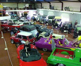 McFeeters Motor Museum And Visitor Information Centre - Broome Tourism 1