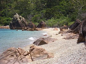 Blue Pearl Bay - Broome Tourism 1