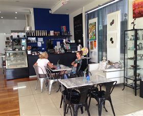 Blue Artz Gallery & Cafe - Broome Tourism 4