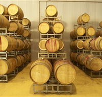 Charles Sturt University Winery Wagga Wagga - Broome Tourism