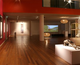 Wagga Wagga Art Gallery - Broome Tourism 2
