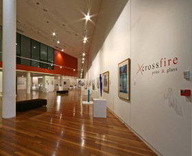 Wagga Wagga Art Gallery - Broome Tourism 1