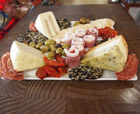 Knights Meats And Deli - Broome Tourism 1