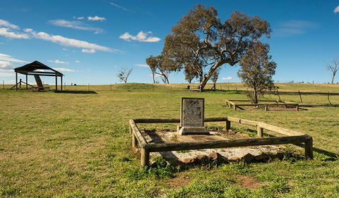 Yuranighs Aboriginal Grave Historic Site - Broome Tourism 1