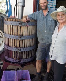 Rosnay Organic Farm And Vineyard - Broome Tourism 5