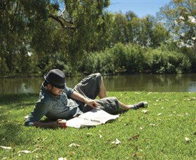 Albury - Murray River Precinct - Broome Tourism 1