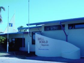 Shell World Yeppoon - Broome Tourism 0