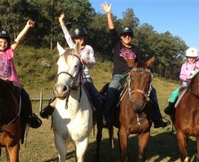 Chapman Valley Horse Riding - Broome Tourism 1