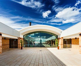 Blue Mountains Cultural Centre - Broome Tourism 5