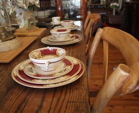 Peachtree Antiques - Broome Tourism 7