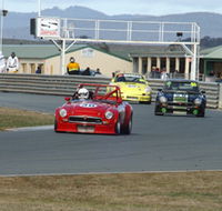 Wakefield Park Motor Racing Circuit - Broome Tourism