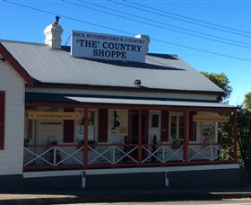 Rick Rutherfords Country Gallery - Broome Tourism 0