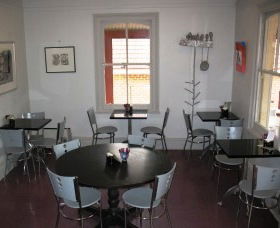 Ben Roberts Cafe And Gallery - Broome Tourism 1