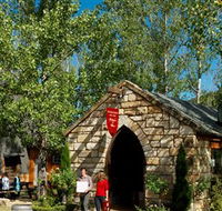 Stonehurst Cedar Creek Vineyard - Broome Tourism