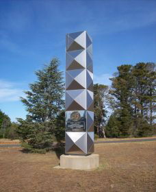 Tadeusz Kosciuszko Monument - Broome Tourism 0