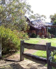 Peel Estate Winery - Broome Tourism 0