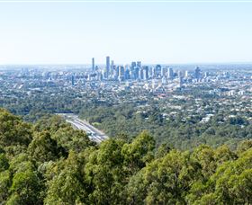 Brisbane Lookout Mount Coot-tha - Broome Tourism 1