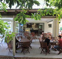 Medowie Macadamias - Broome Tourism
