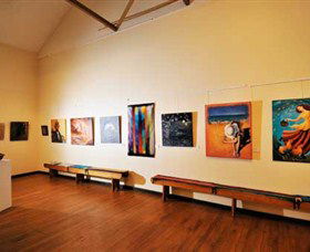 Blue Knob Hall Gallery And Cafe - Broome Tourism 1