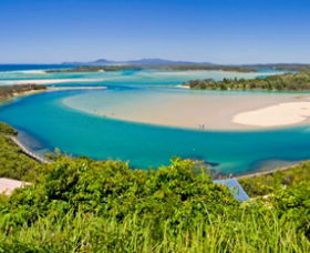 Nambucca Heads Beach - Broome Tourism 0
