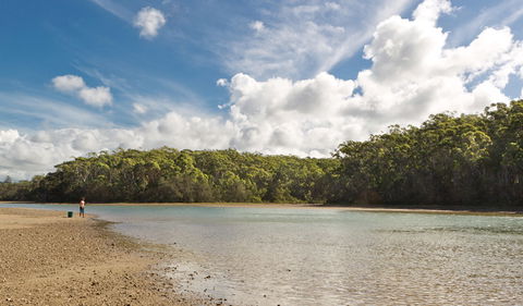Woolgoolga Lake - Broome Tourism 2
