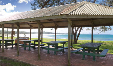 Woolgoolga Beach And Headland - Broome Tourism 2