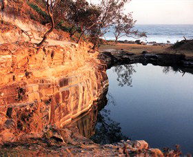 Angourie Blue Pool - Broome Tourism 0