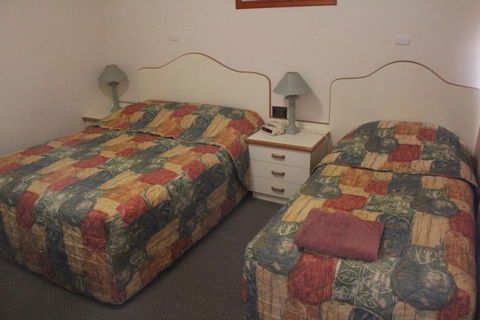 Golfview Motor Inn - Broome Tourism 0