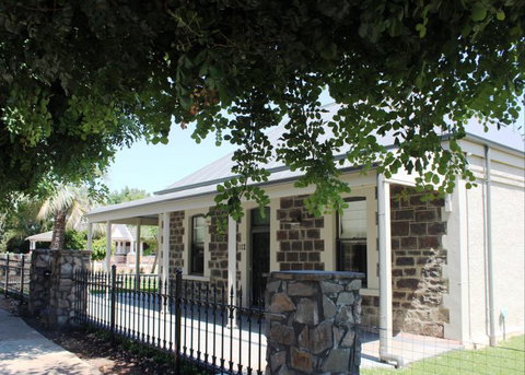 Barossa Bed And Breakfast - Broome Tourism 8