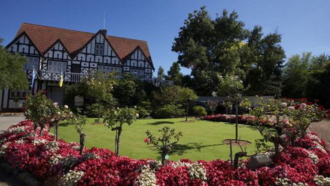 Cockington Green Gardens - Broome Tourism 0
