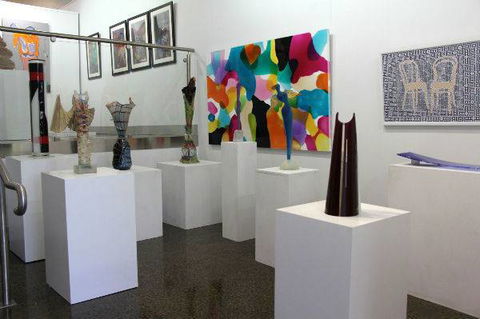 Colin Sweeney Art - Broome Tourism 0