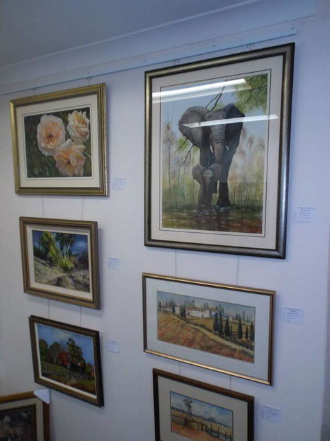 Masterpiece Framing & Gallery - Broome Tourism 0