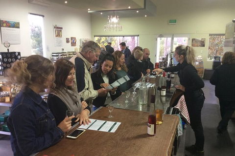 Cape To Cape Track Hike And Winery Tour - Broome Tourism 9
