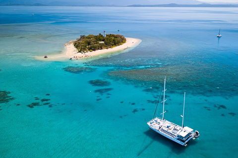 Wavedancer Low Isles Great Barrier Reef Sailing Cruise From Port Douglas - Broome Tourism 10