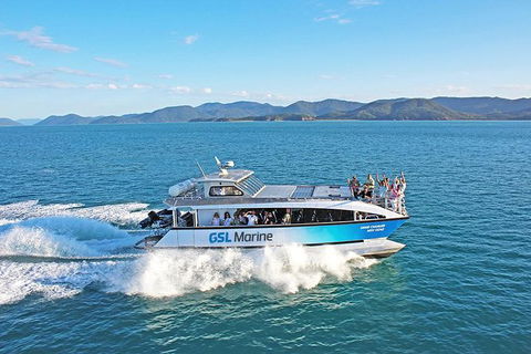 Whitsunday Island Boat Adventure - Broome Tourism 0