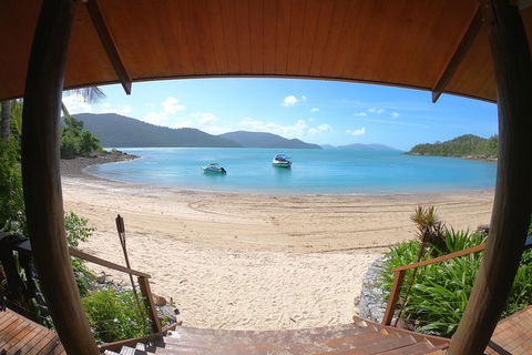 Whitehaven Beach Day Tour With Snorkel In Whitsundays Island - Broome Tourism 13