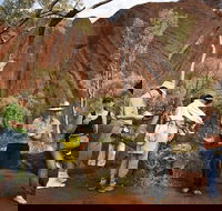 Full Uluru Base Walk at Sunrise Including breakfast - Broome Tourism