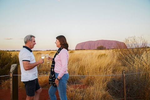 Uluru (Ayers Rock) Sunset Tour - Broome Tourism 1