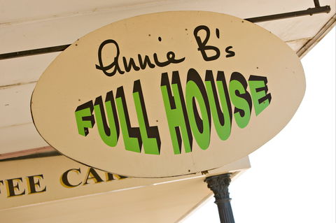 Annie B's Full House - Broome Tourism 1