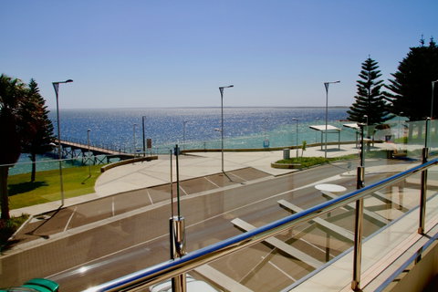Ceduna Jetty - Broome Tourism 2