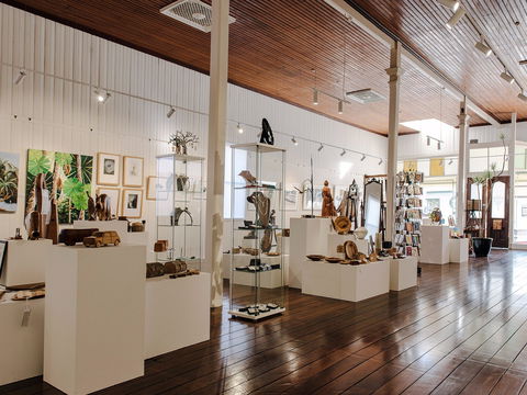 Coldstream Gallery - Broome Tourism 1