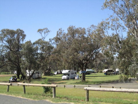 Gum Bend Lake - Broome Tourism 2