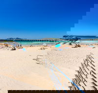 Jetty Beach - Broome Tourism
