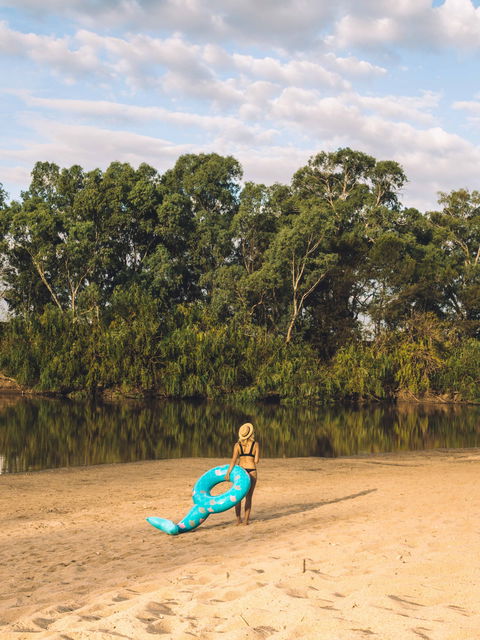 Riverside:  Wagga Beach - Broome Tourism 2