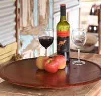 Australian Red Gum Gallery - Broome Tourism
