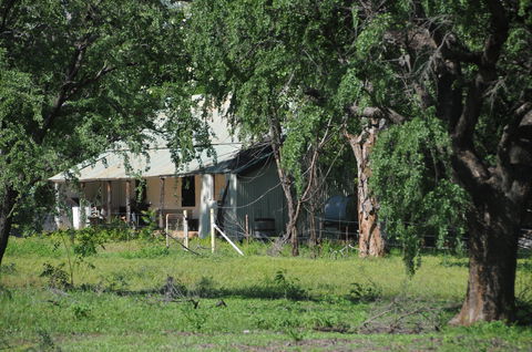 Knott's Crossing, Katherine - Broome Tourism 0