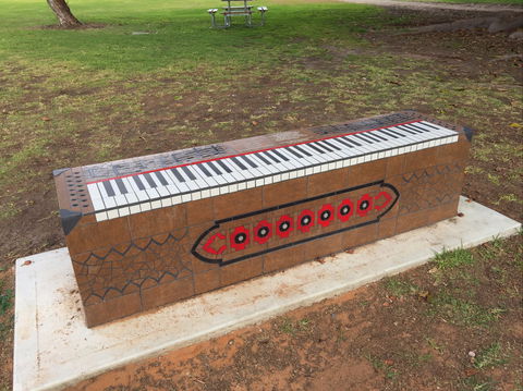 Piano Park Bench, Moonta - Broome Tourism 0